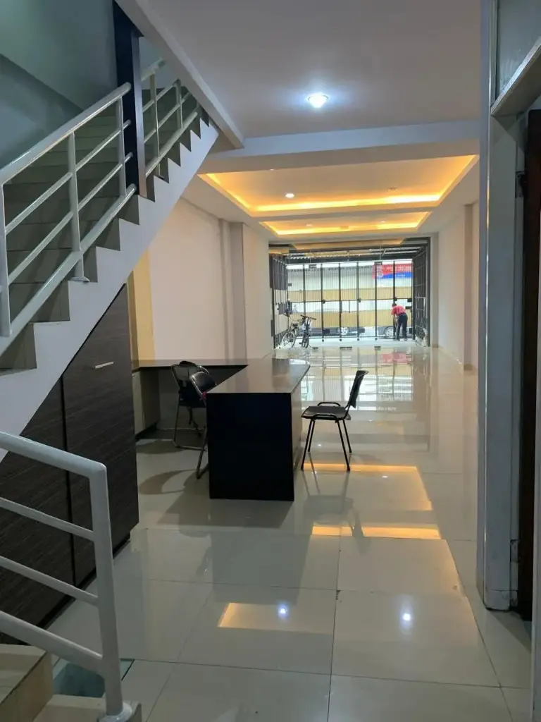 RUMAH BARU 2 LANTAI MINIMALIS KEC. REGOL (salin)