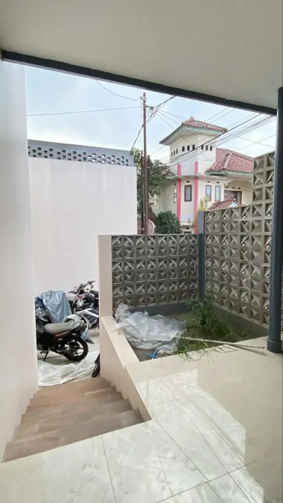 RUMAH BARU 2 LANTAI MINIMALIS KEC. REGOL (salin)