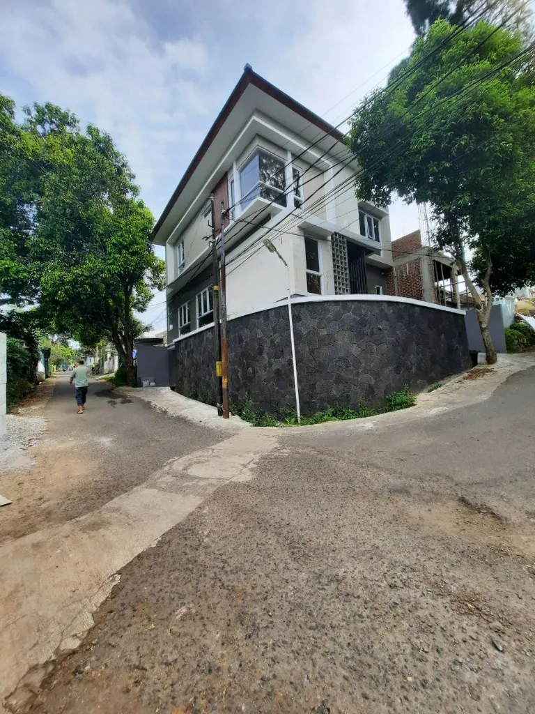 Rumah Komplek Cipta Graha, Kec. Cicendo (salin)