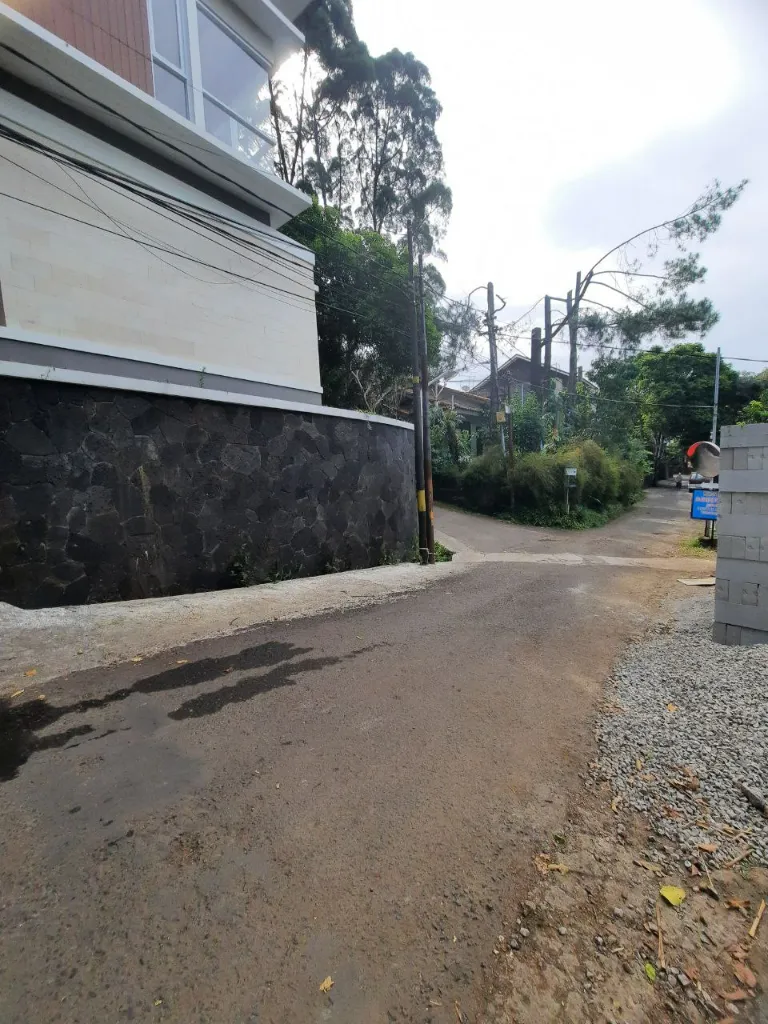 Rumah Komplek Cipta Graha, Kec. Cicendo (salin)