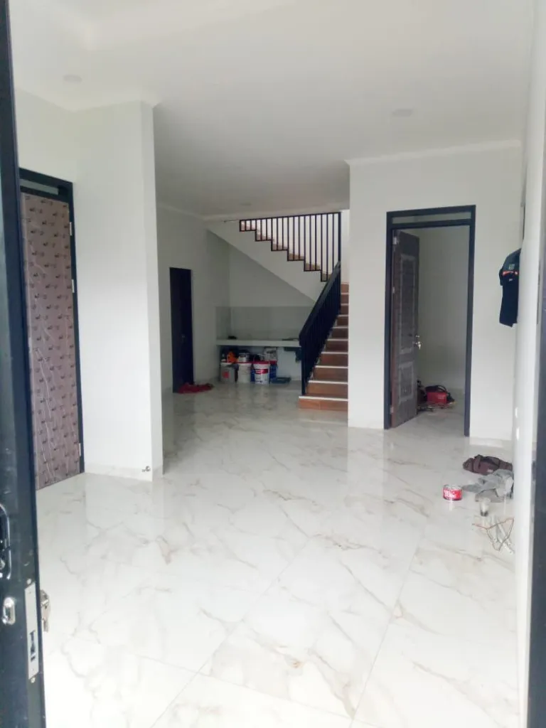 Rumah 2 Lantai, Kec. Cibeunying