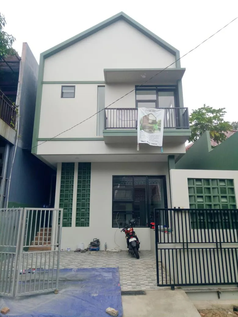 Rumah 2 Lantai, Kec. Cibeunying